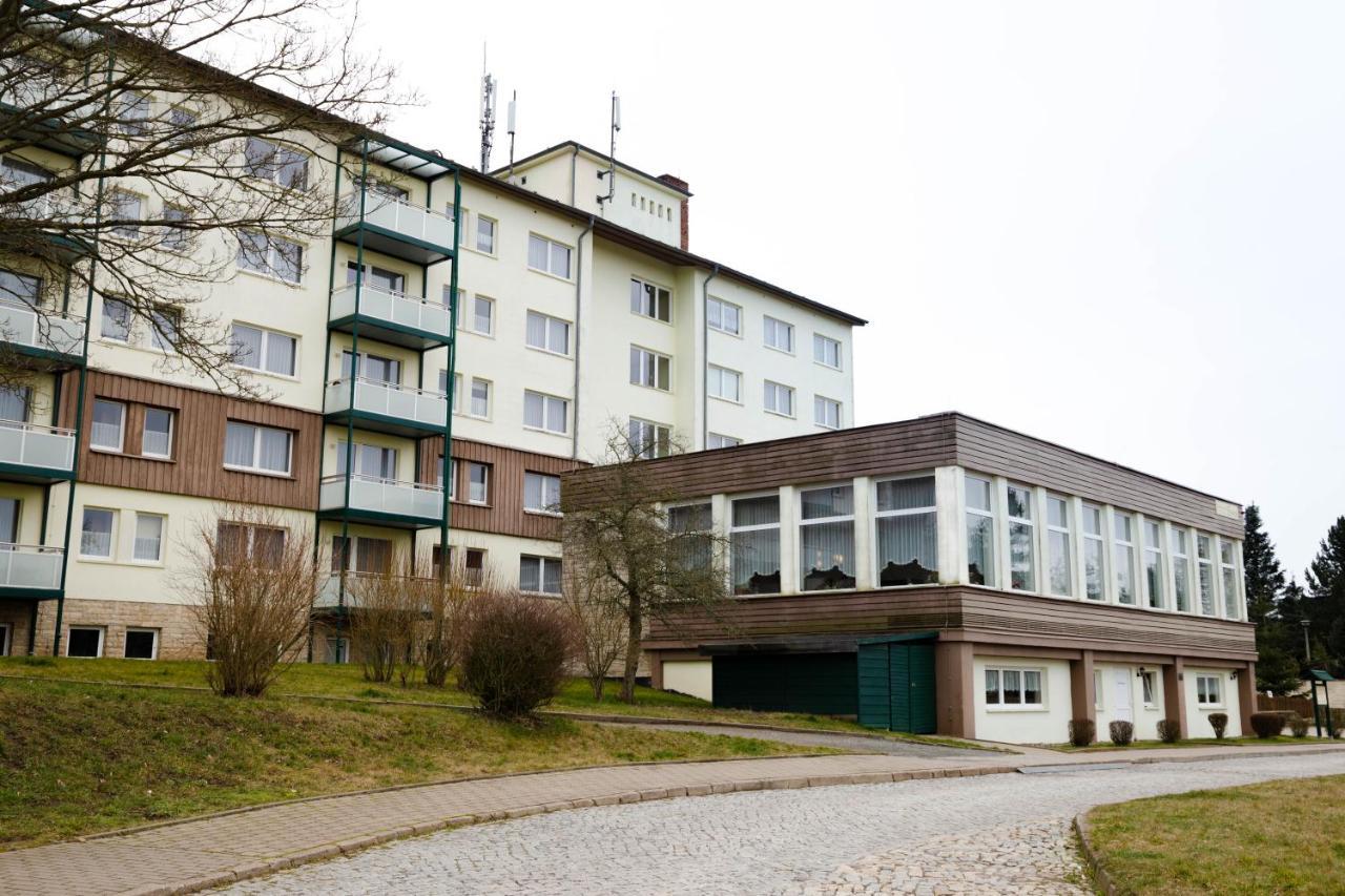 Apartmenthotel-Harz Friedrichsbrunn Bagian luar foto